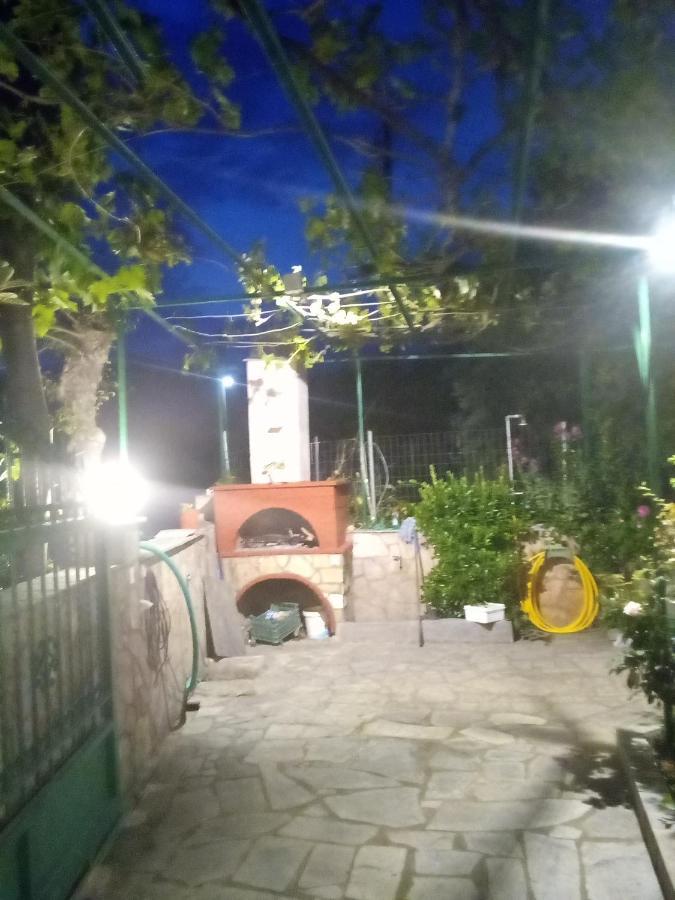 Studios Thomas Limenária Kültér fotó
